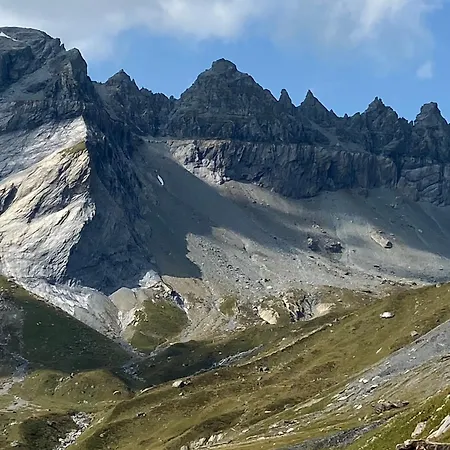 Im Stenna Vallada Direkt Bei Den Bergbahnen Apartment Flims